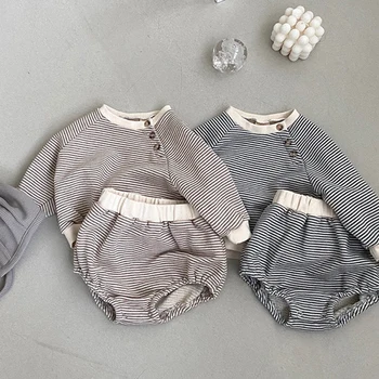 2023 Nova jesensko-proljetna odjeća za mlađe dječake i djevojčice, pamuk prugasti pulover dugih rukava + kratke hlače od polipropilena, komplet za dječju odjeću