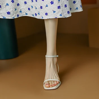 Debeli sandale na visoku petu, dizajnersko rješenje, malo roza seksi vodootporan sandale na platformu s trga vrhom, ženske ljetne cipele