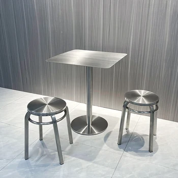 Kvadratni stol od nehrđajućeg čelika u industrijsko stilu, stol u kafiću na otvorenom, jednostavan dugo nosio mali okrugli stolica